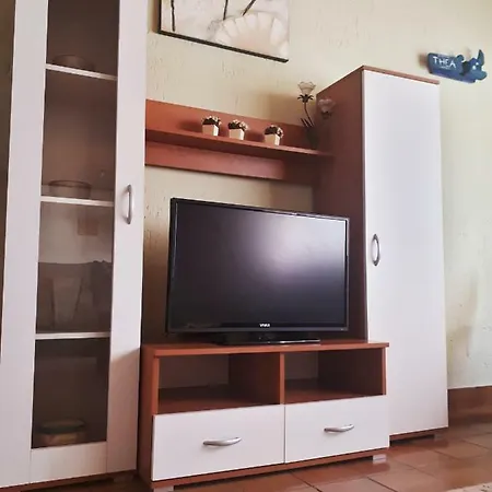 Thea Apartment Gomirje